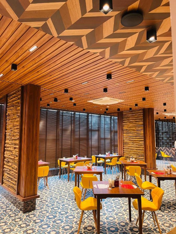 Ginger Mumbai, Goregaon Extérieur photo